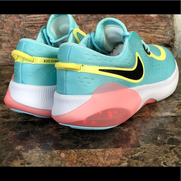 Nike Big Girls Joyride Dual Run Running Sneaker - Picture 10 of 11